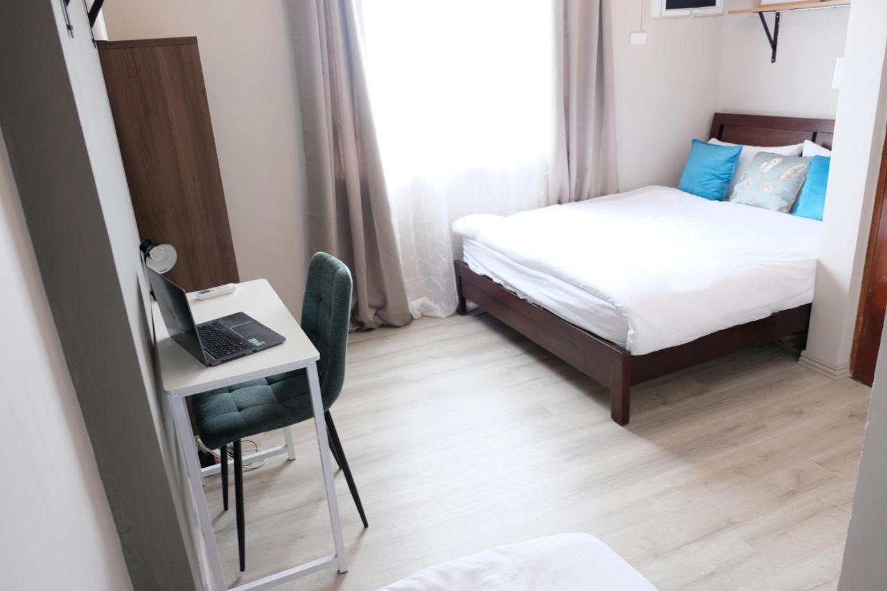 2-Bedroom Boutique City Condo - Newly Renovated! 宿务 外观 照片