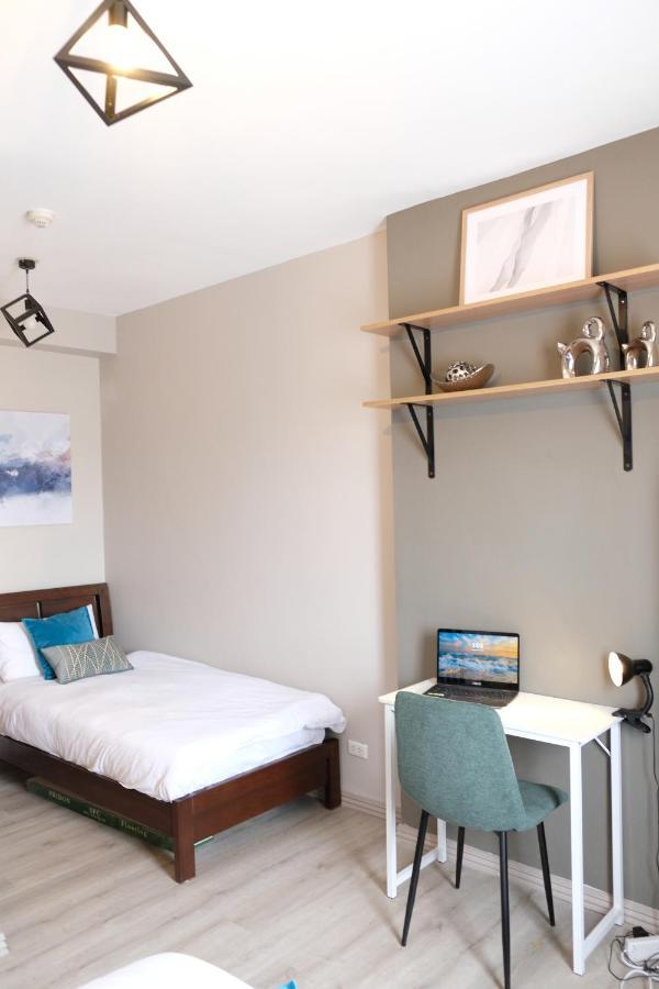 2-Bedroom Boutique City Condo - Newly Renovated! 宿务 外观 照片