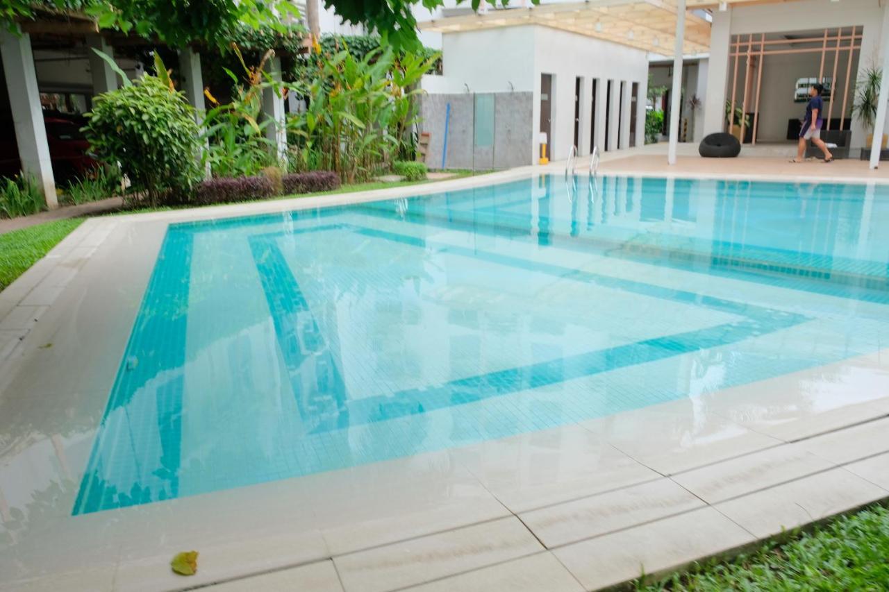 2-Bedroom Boutique City Condo - Newly Renovated! 宿务 外观 照片