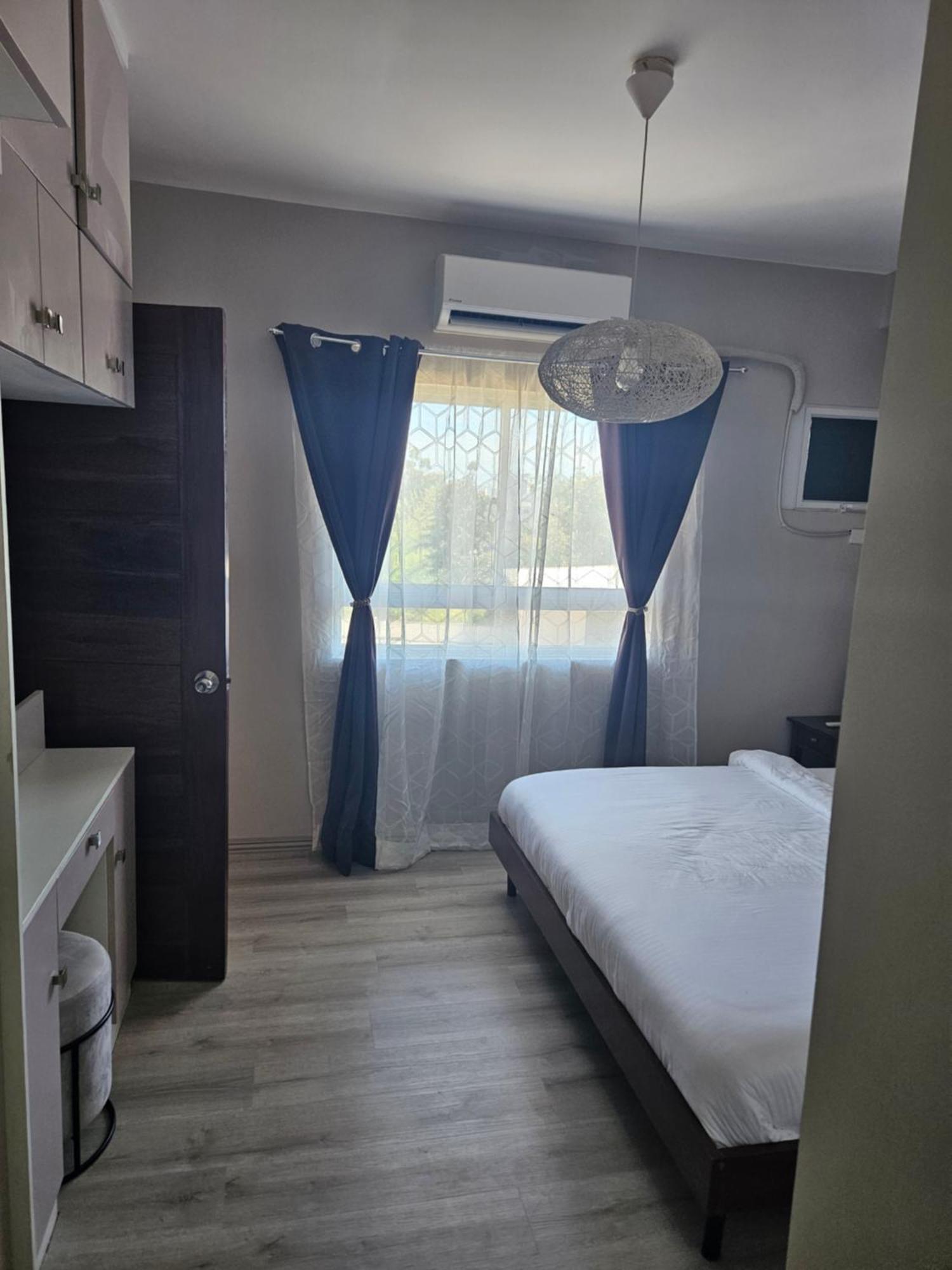 2-Bedroom Boutique City Condo - Newly Renovated! 宿务 外观 照片