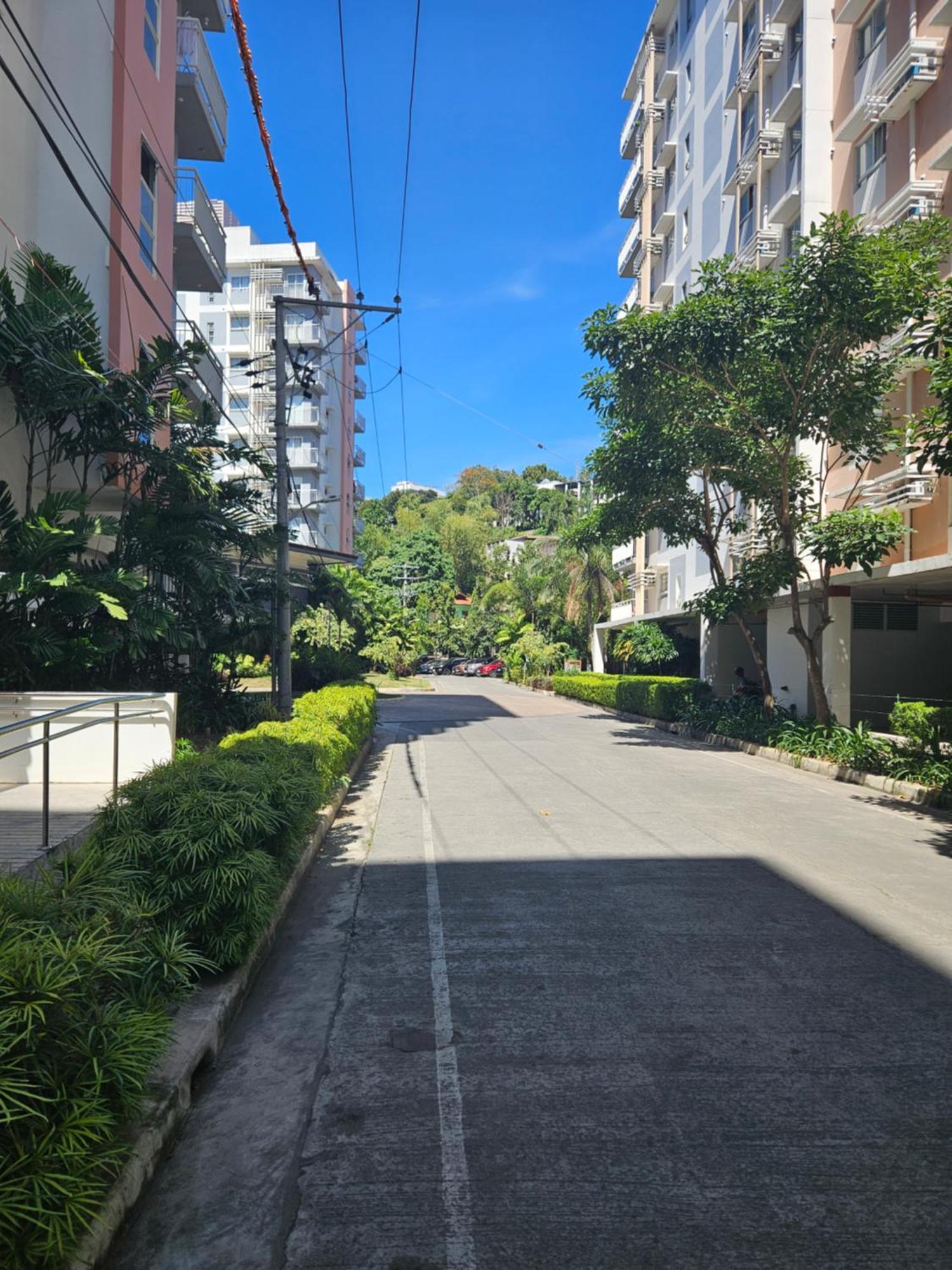 2-Bedroom Boutique City Condo - Newly Renovated! 宿务 外观 照片